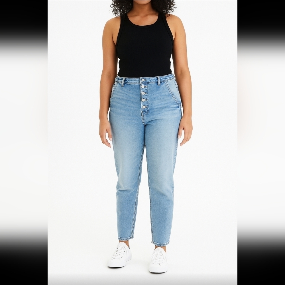 American Eagle Womens Light Wash Button Front High Waist Mom Jean 16